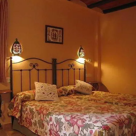 La Caseria De Tito Bed & Breakfast 3*