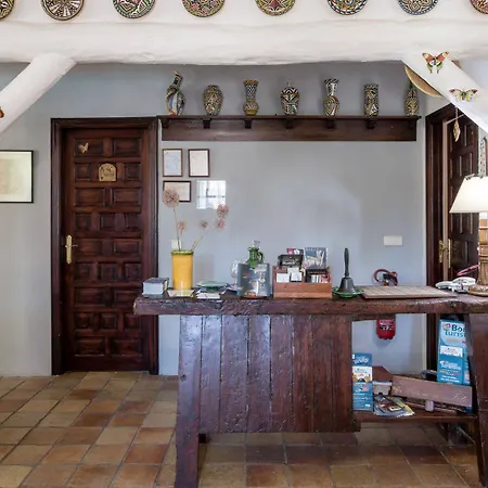 La Caseria De Tito Bed & Breakfast 3*